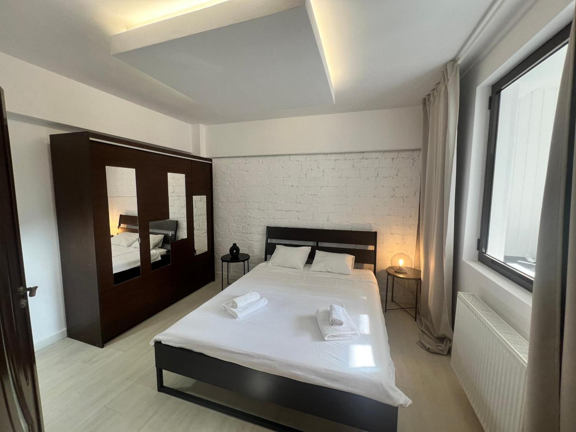 Apartment Lazynest - Charming Near Cismigiu Park Bucharest